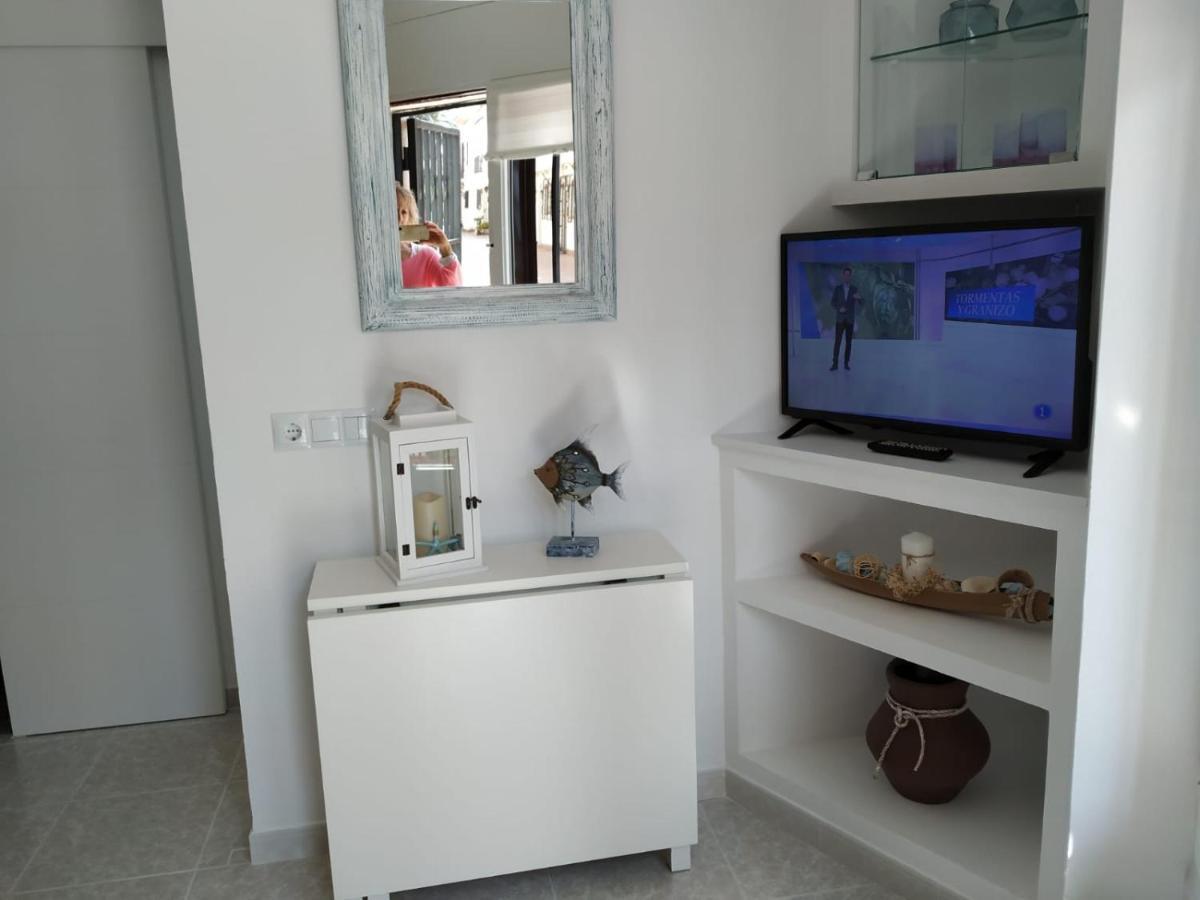 קמארוגה Little Paradise . Apartment In Front Of The Sea מראה חיצוני תמונה